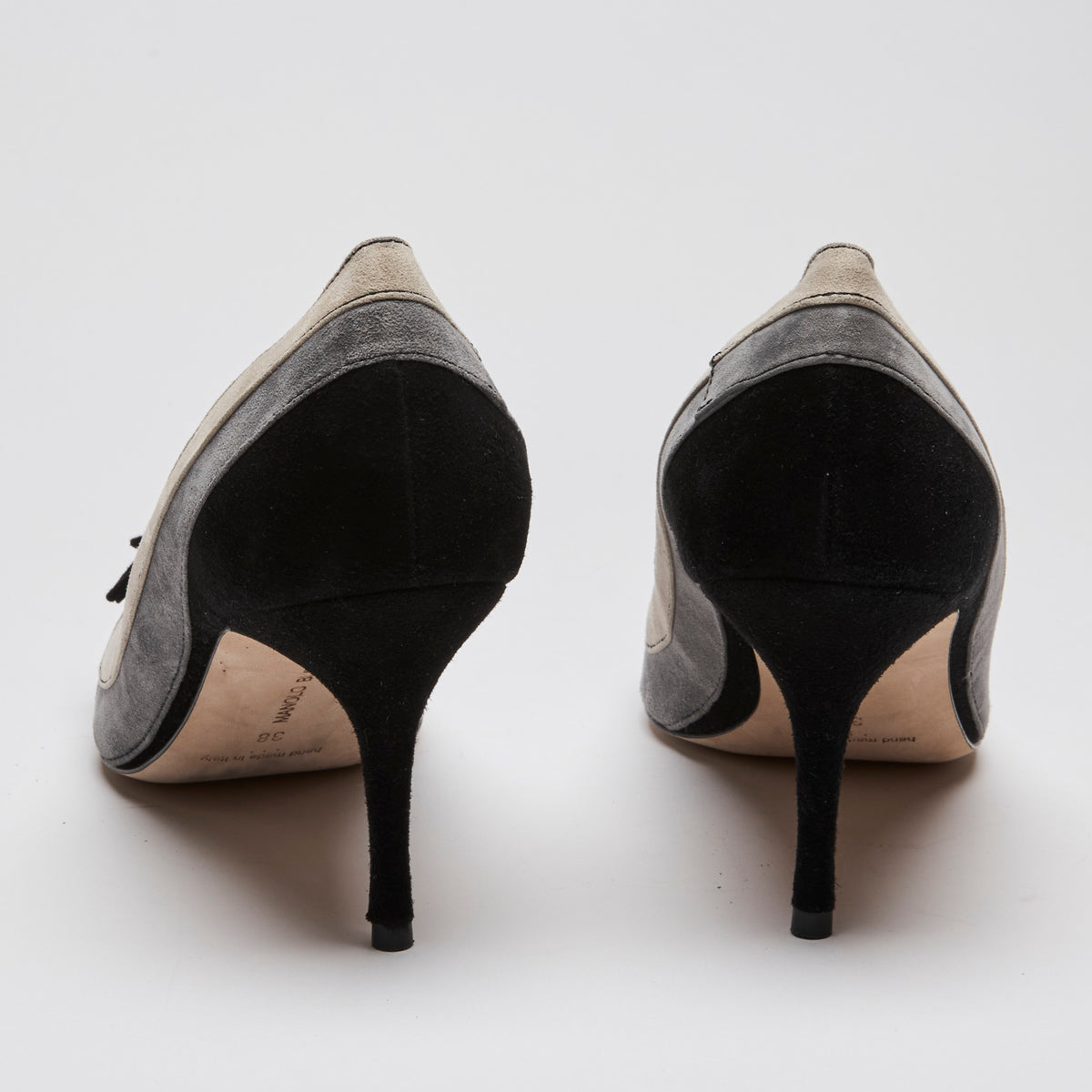 Manolo Blahnik Beige/Grey/Black Suede Point Toe Heels with Bow Size 38