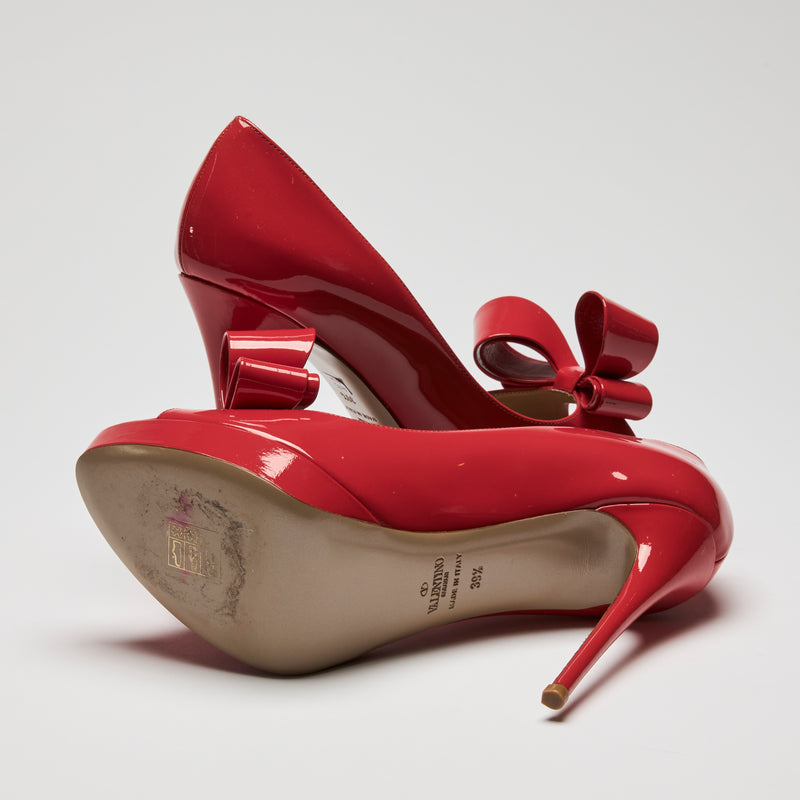 Valentino Red Patent Leather Bow Pumps Size 39.5