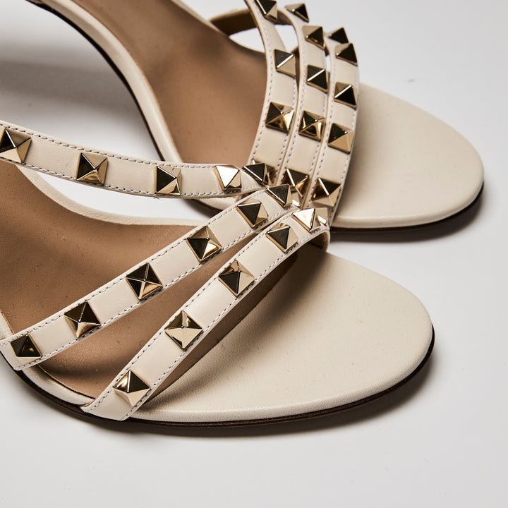 Valentino White Leather Rockstud Sandals Size 39